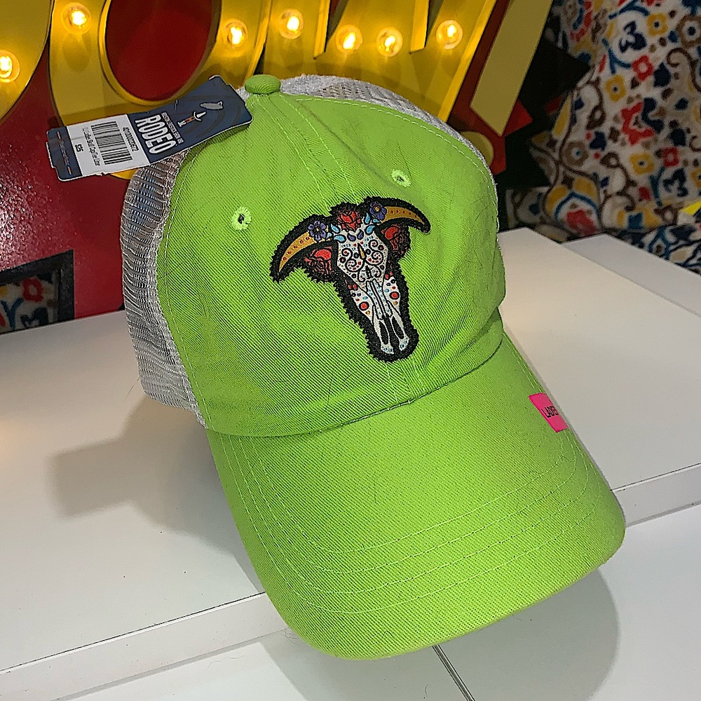 Women’s Lime Green Trucker Cap
Steer Sugar Skull New with Tags
Houston LSR